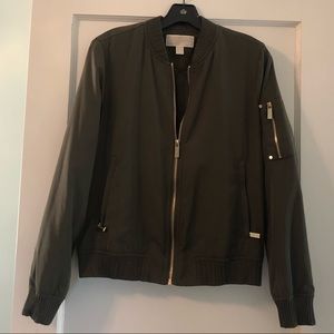 MK bomber jkt